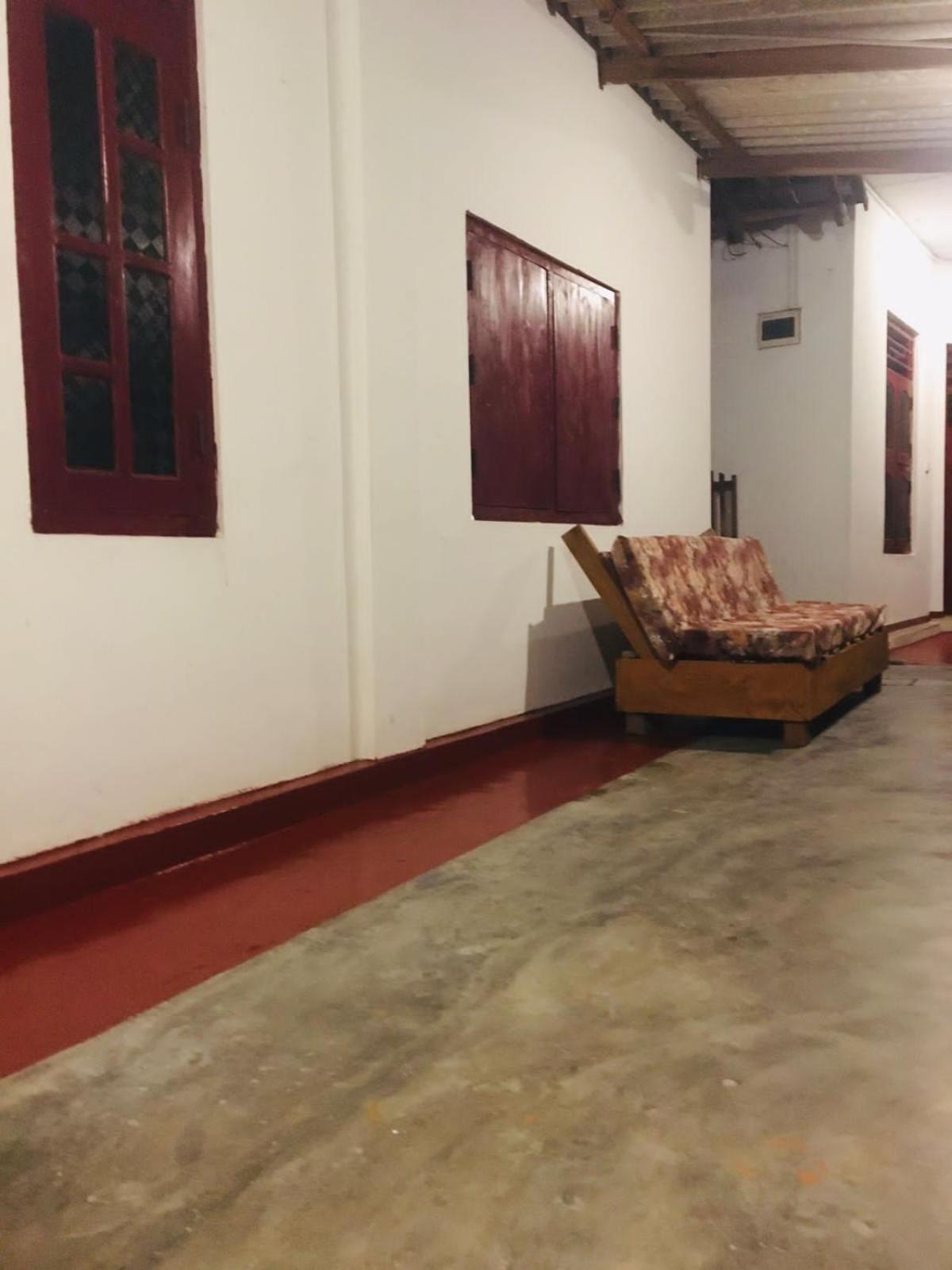 Crystal Bay Hotel Arugam Bay Ruang foto
