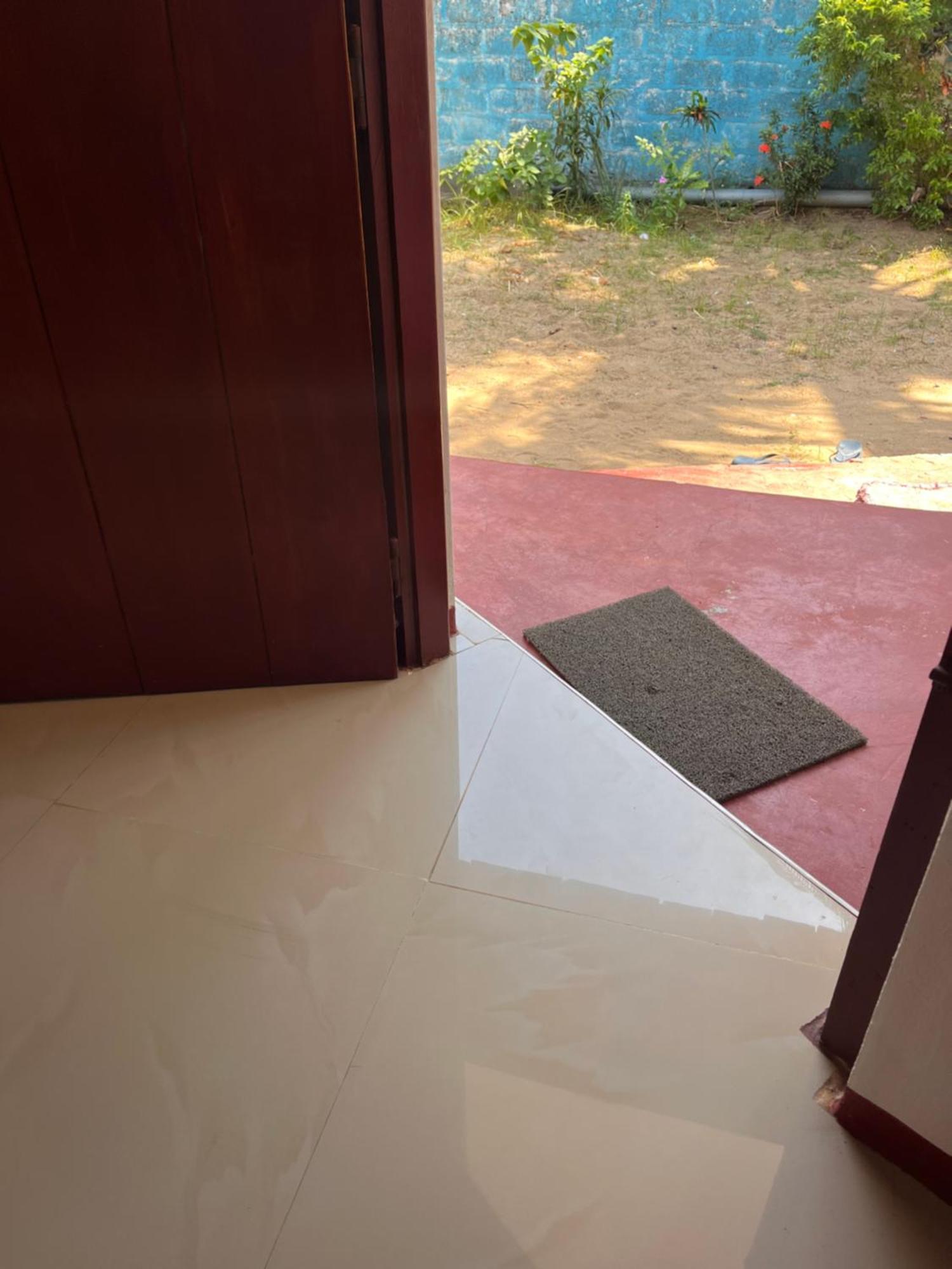 Crystal Bay Hotel Arugam Bay Bagian luar foto